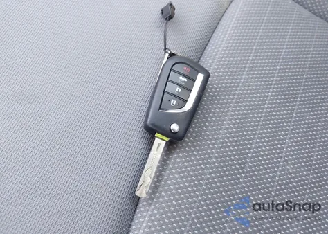 2020 Toyota Corolla Se from USA, damaged, VIN 5YFS4RCE2LP049929